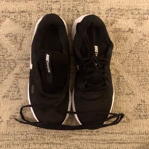 NIKE // Nike Revolution Shoes